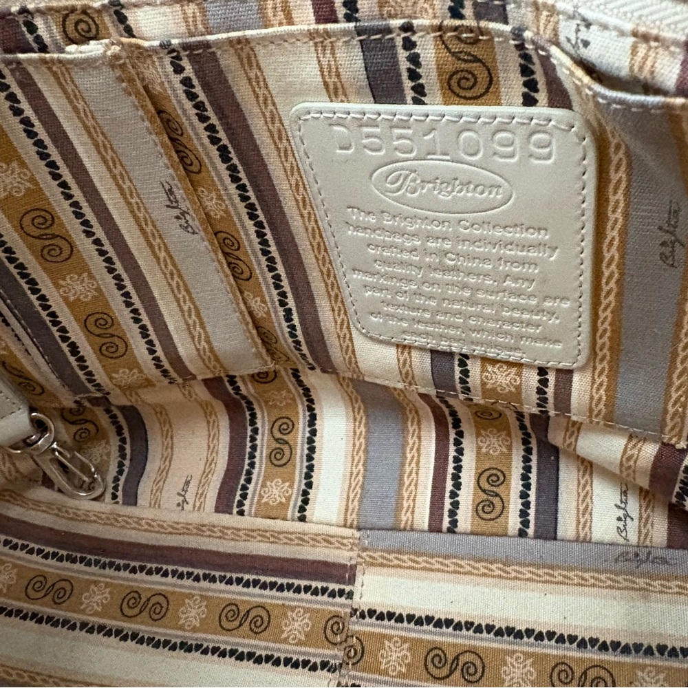 💰CLEARING MY CLOSET SALE💰 Brighton Barbados Zip Top Leather Hobo - Picture 8 of 9